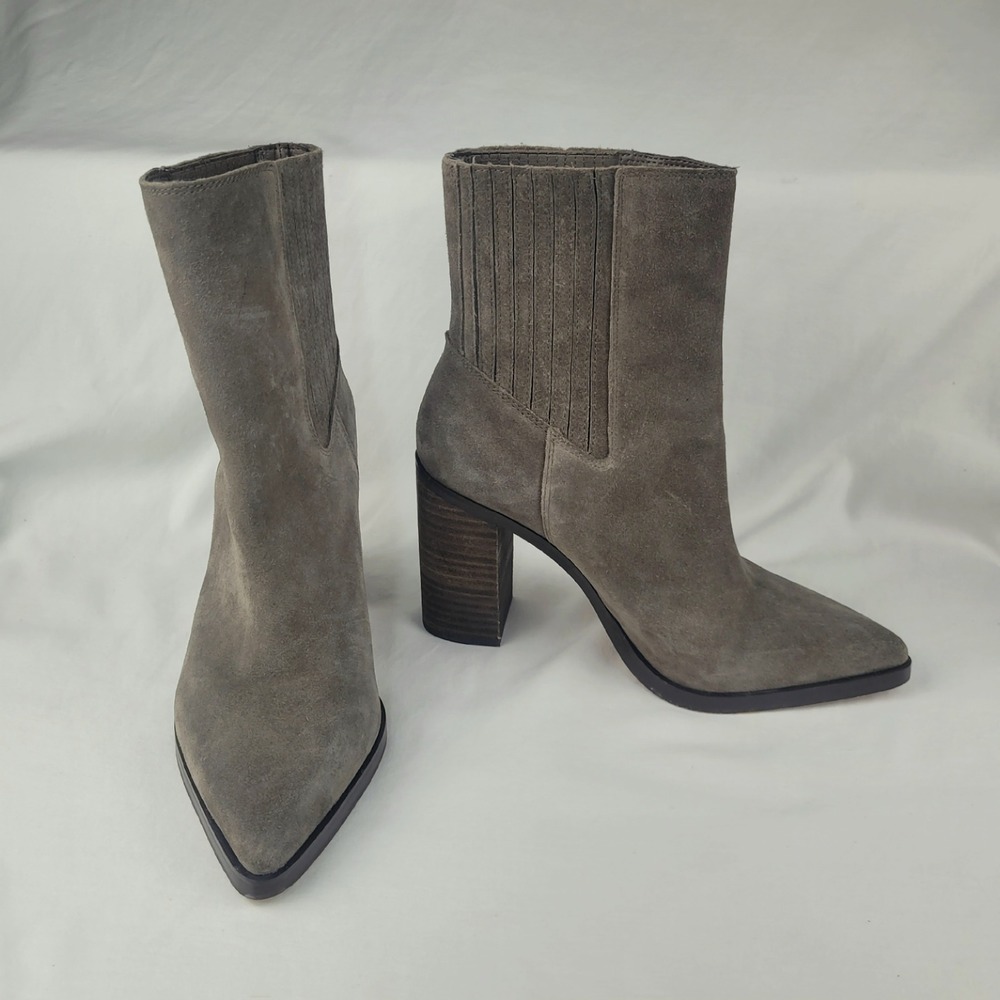 Jessica Simpson Grey Suede Pointed Toe Block Heel Ankle Boots Size 8.5M